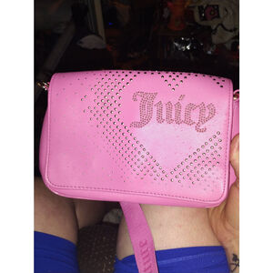 #22 juicy crossbody